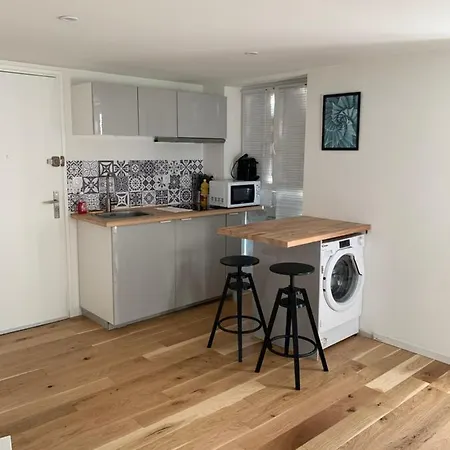 La Fontaine De Salengro Apartment